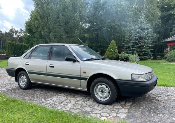 Mazda 626 cena 8900 przebieg: 273272, rok produkcji 1989 z Włocławek małe 704